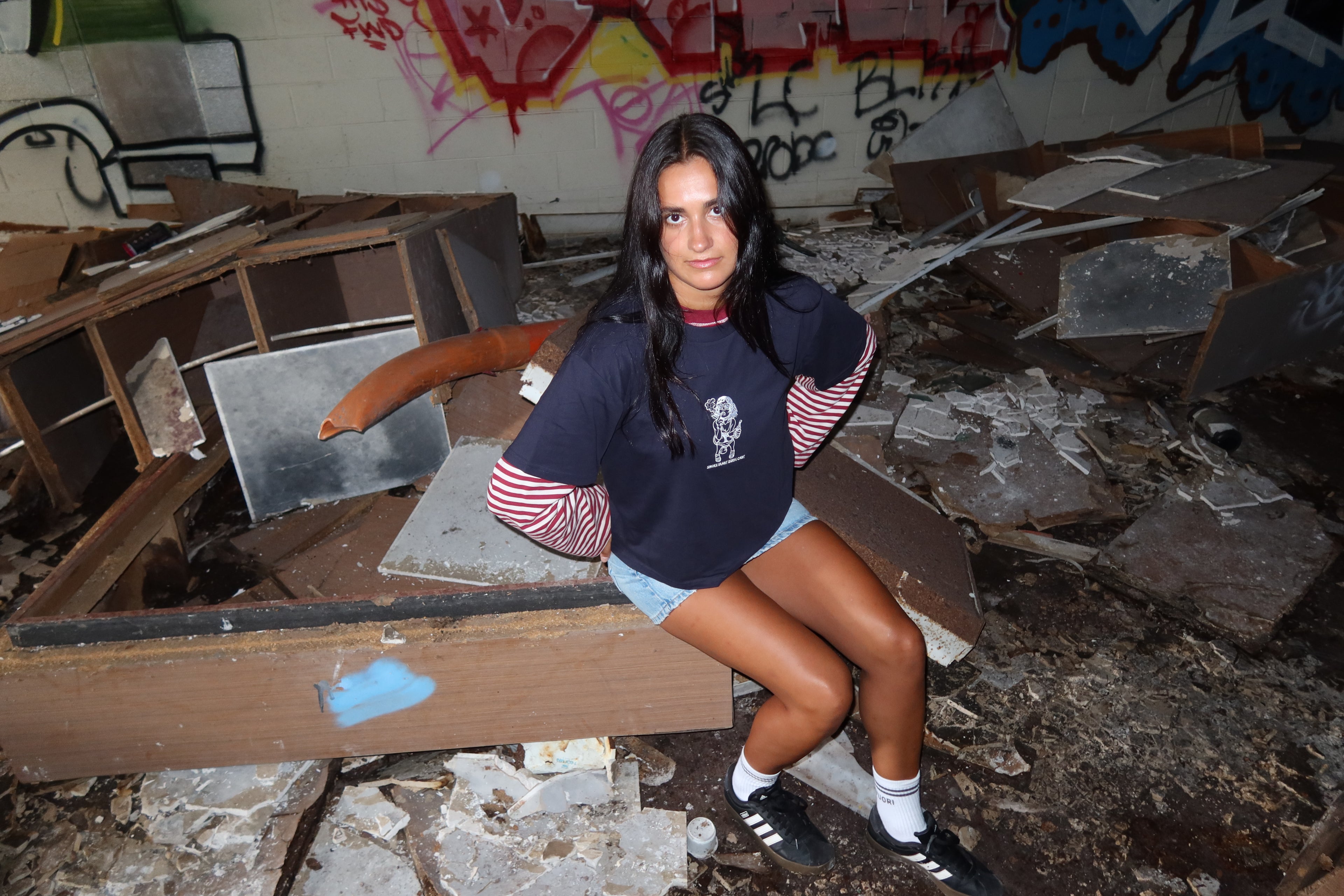 BATHROOM BREAK Women's Tee.