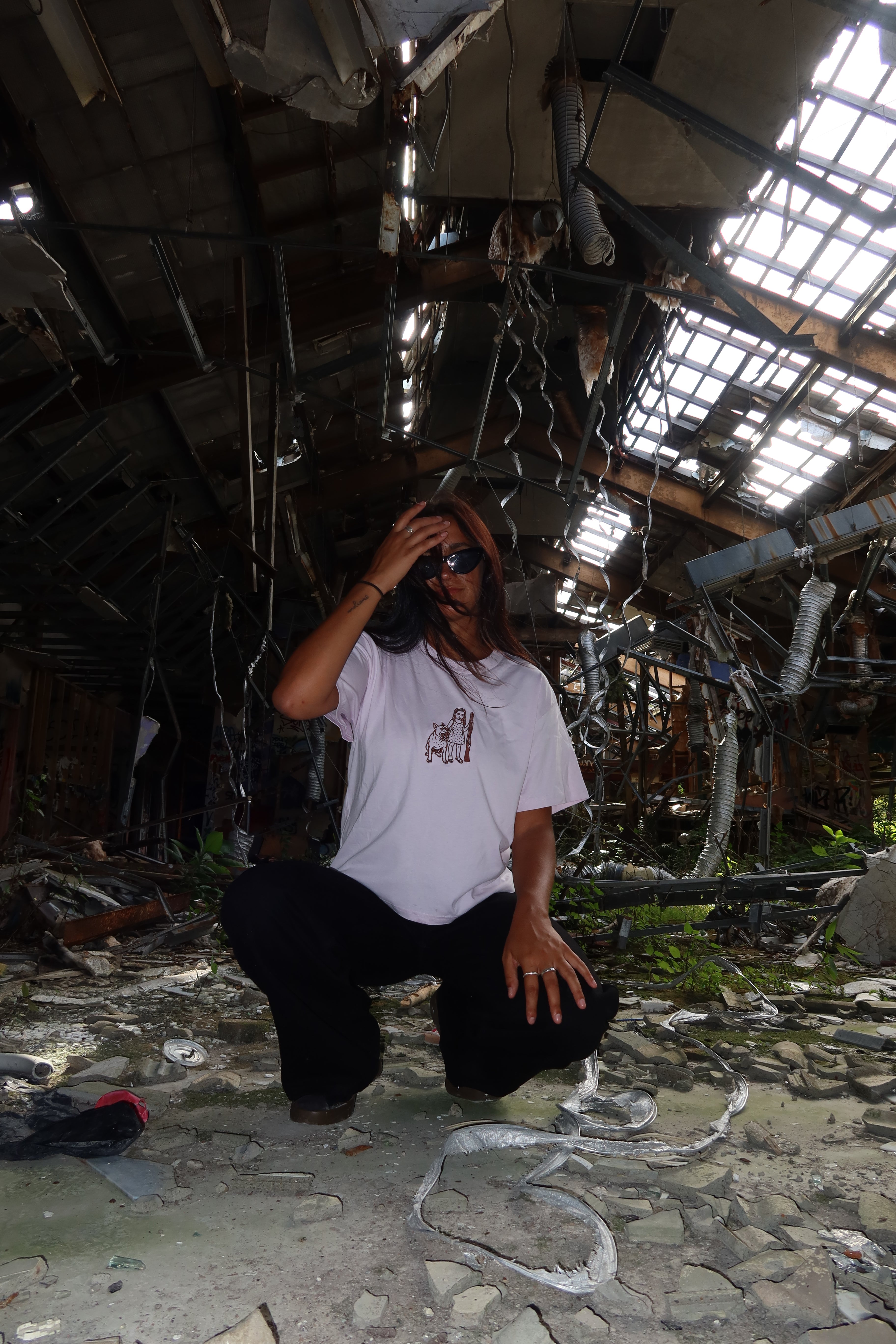 DELIGHTFUL YOUNG LADY Women's Tee